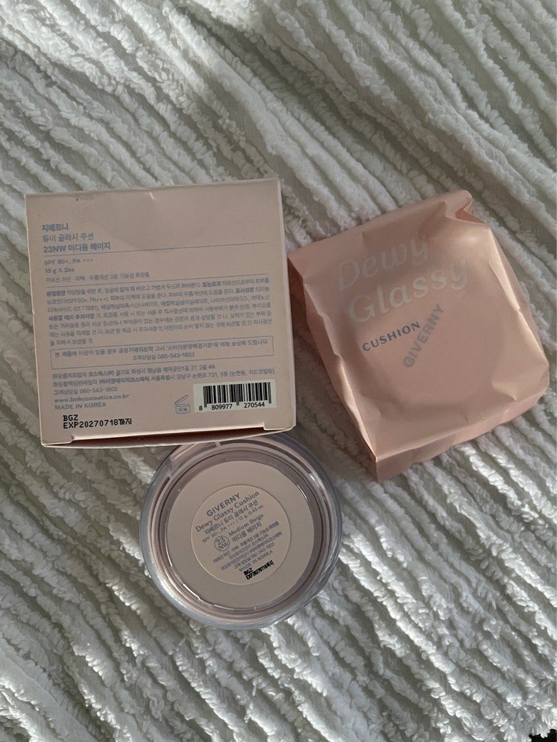 Giverny Cushion Foundation w/ refillable (Category: Makeup) located in Manila. Submitted by shopby_you2 (Listing ID 1467664055, Image 2). Description: .