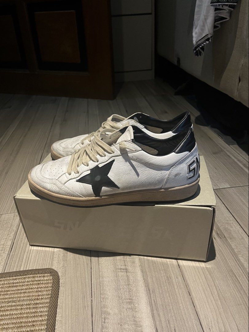 Golden Goose Ballstars (Category: Sneakers) located in Marikina City. Submitted by dwsnts (Listing ID 1467760115, Image 2). Description: RUSH!!! Price is negotiable Size 9 us Used a few times All included with box Dm for inquiries.