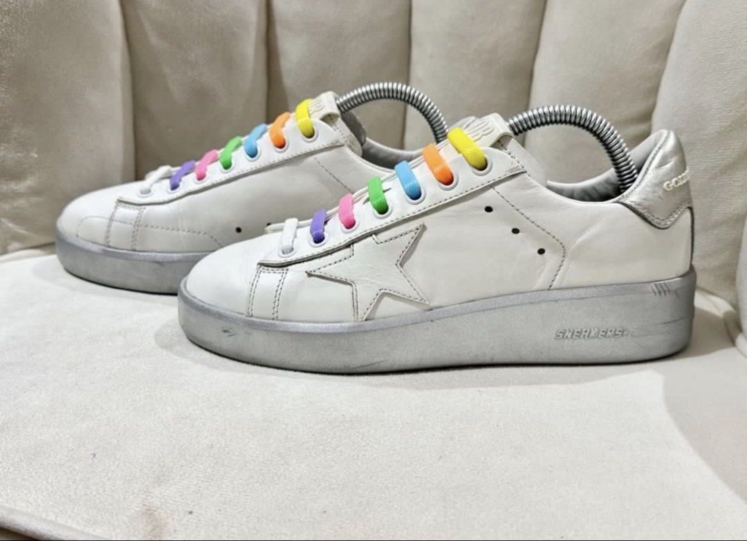 GOLDEN GOOSE PURE SNEAKERS (Category: Sneakers & Footwear) located in Rizal. Submitted by caintarizal2024 (Listing ID 1467701682, Image 3). Description: FOR SALE: GOLDEN GOOSE PURE SNEAKERS 🤍 🌈 White & Silver with Colorful Rainbow Laces Stylish designer sneakers that add a fun pop of color to your everyday outfits! Perfect for casual wear, travel, and street-style looks. ✨ DETAILS: Brand: Golden Goose Color: White / Silver with Rainbow Laces Si