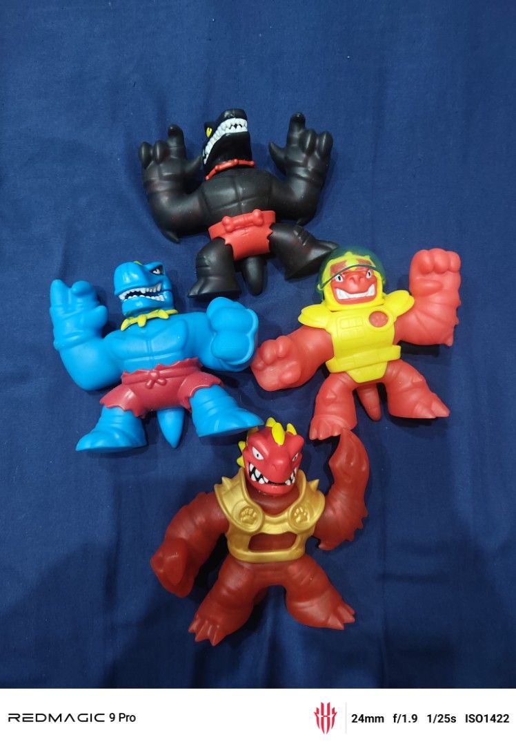 Goo Jit Zu toys bundle (Category: Kids Toys) located in Manila. Submitted by tochi090910 (Listing ID 1467734747, Image 1). Description: .