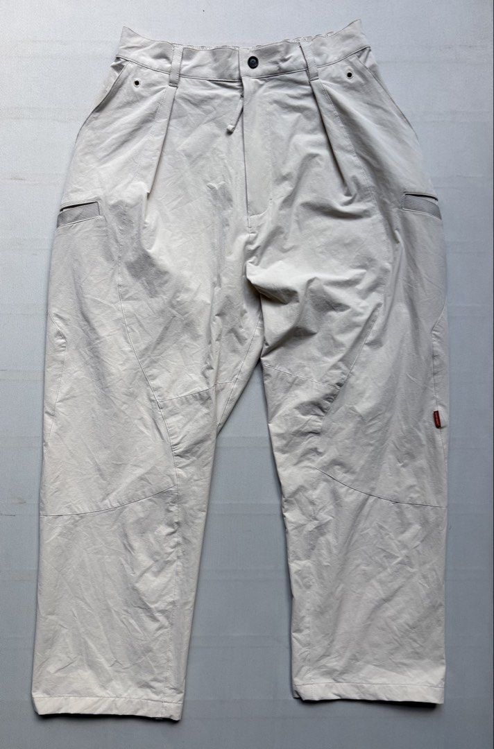 GOOPIMADE “MR-M1G” Softbox Basic Pants - White (Category: Trousers) located in Baguio. Submitted by viibodegaaa (Listing ID 1467722964, Image 2). Description: Item: GOOPIMADE “MR-M1G” Softbox Basic Pants - White Size: 2 Waist: 15’ **unstretched** Rise: 15.5’ Thigh: 15’ Inseam: 25’ Length: 38’ Leg opening: 9’ Price: 2280 **missing yung tali**.