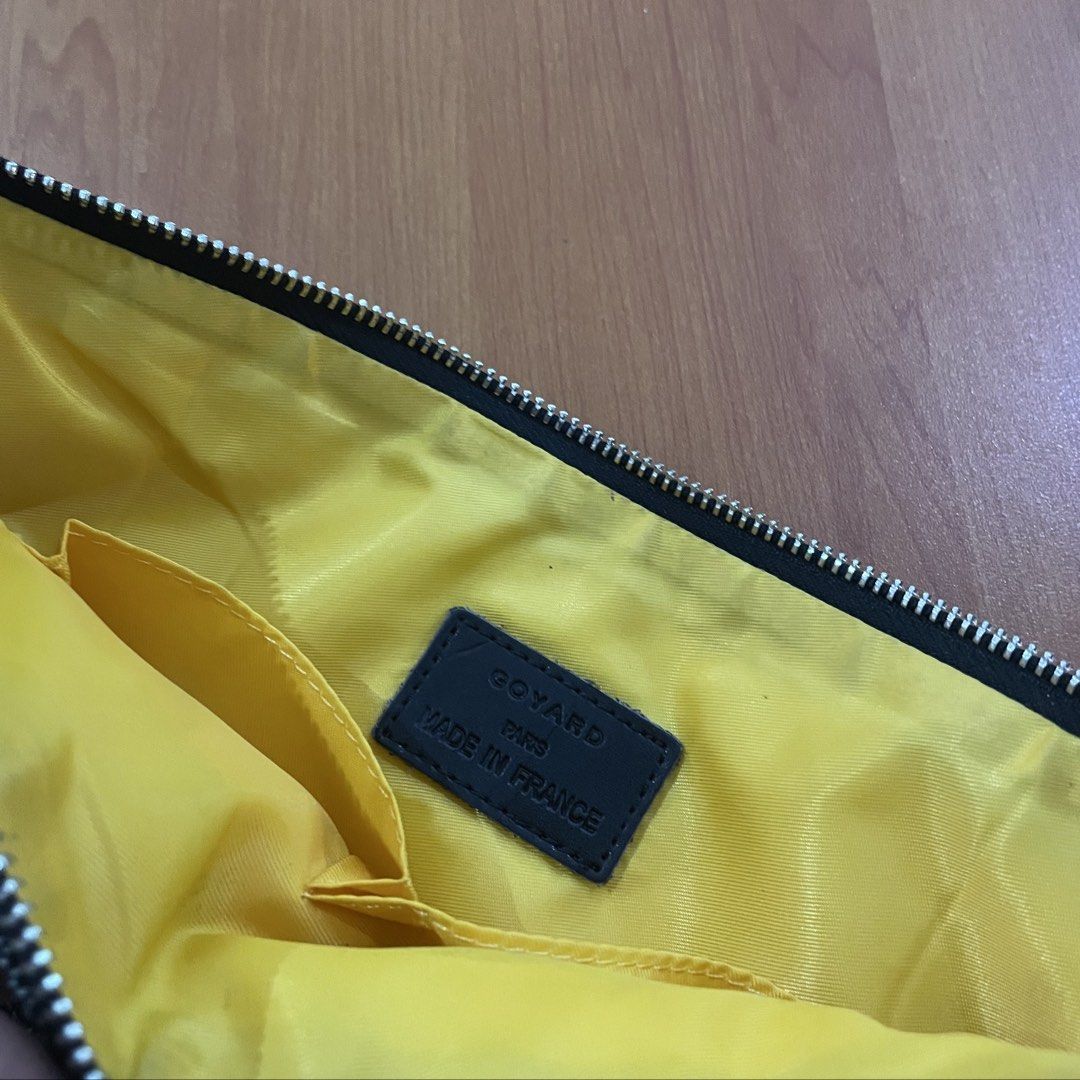 Goyard Senat Pouch/clutch bag (Category: Luxury Bags & Wallets) located in Iloilo. Submitted by nextwearco_ilo (Listing ID 1467634218, Image 3). Description: Goyard Senat Pouch/clutch bag • Like condition • No flaws ₱ 2k.