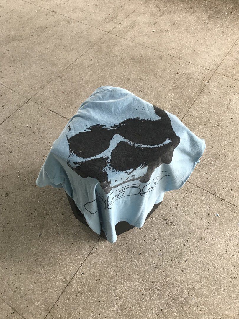 Greyfivenine merch (Category: Formal Shirts) located in Ligao. Submitted by klaifinds (Listing ID 1467634801, Image 2). Description: Size large boxy Issue stain/minimal fade NEGOTIABLE .
