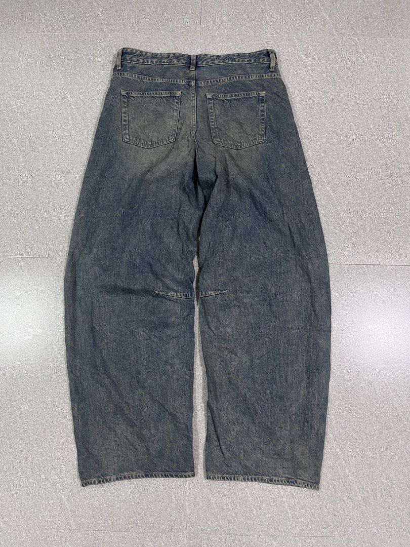 GU barrel denim jeans (Category: Jeans) located in Daet. Submitted by jamescaldito (Listing ID 1467736820, Image 3). Description: - Excellent Condition - 32 waist - 41 length - 10 leg opening.
