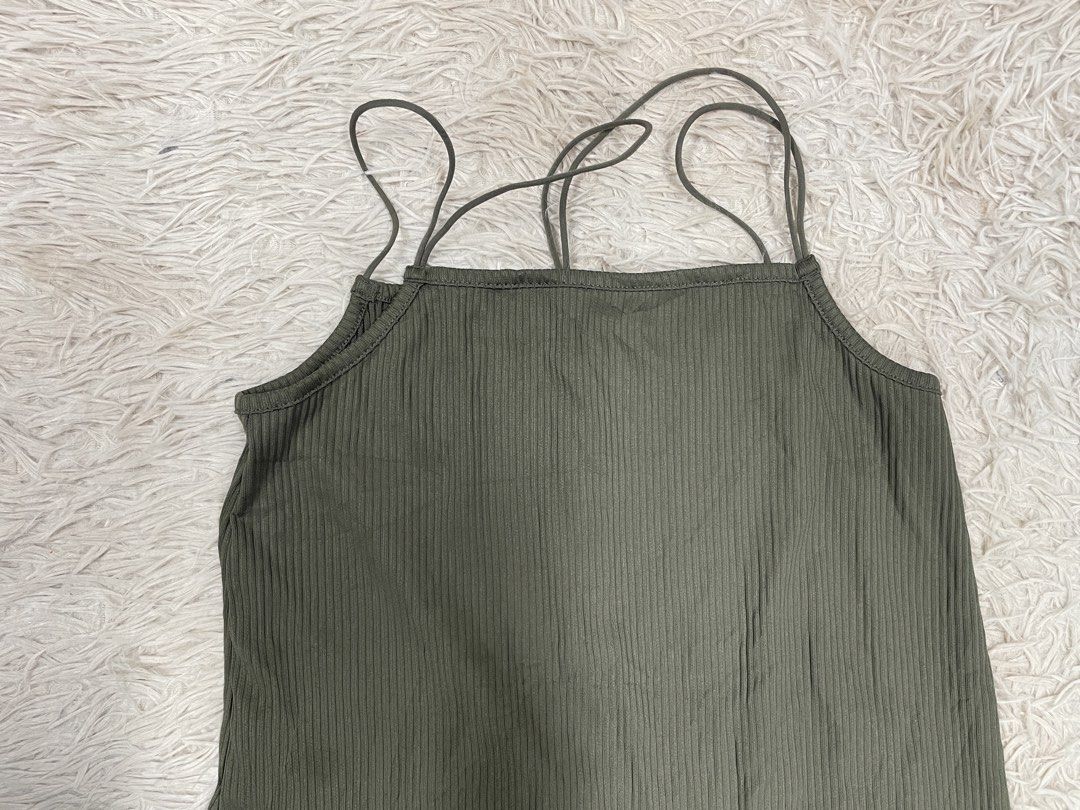 GU Camisole Dress (Category: Dresses) located in Mexico. Submitted by addyshane78413 (Listing ID 1467709361, Image 3). Description: GU Camisole Dress Medium on tag Color: olive W:16 L: 41.5 MOP: Gcash ✅ Mine Now, Pay Now ✅ First to Pay, Gets the Item ❌No rush shipping 📍 PAMPANGA Courier: JnT 🚚🚚 PM 💌💌.