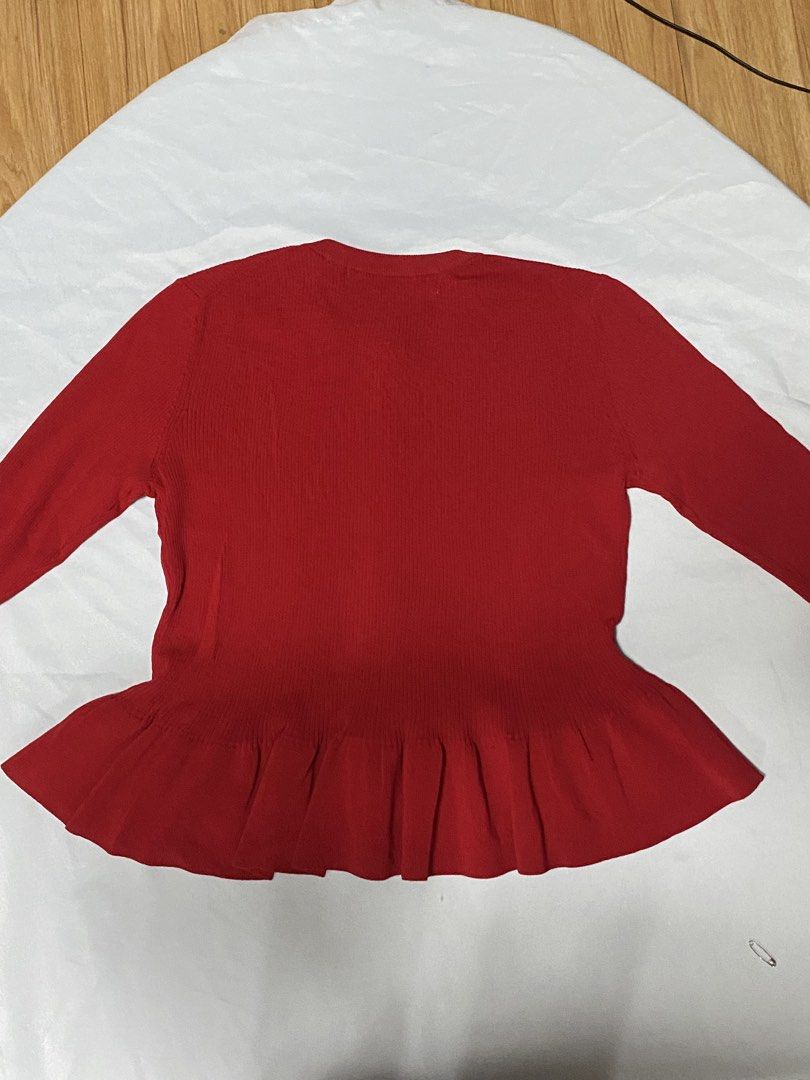 GU Red Peplum Babydoll Sweater (Category: Coats, Jackets and Outerwear) located in Paranaque City. Submitted by pomeloluvr (Listing ID 1467677002, Image 3). Description: Brand new, never used top .