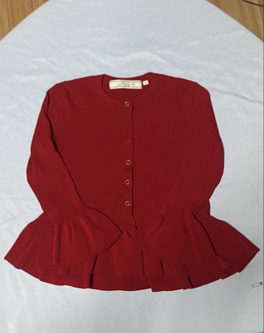 GU Red Peplum Babydoll Sweater (Category: Coats, Jackets and Outerwear) located in Paranaque City. Submitted by pomeloluvr (Listing ID 1467677002, Image 1). Description: Brand new, never used top .