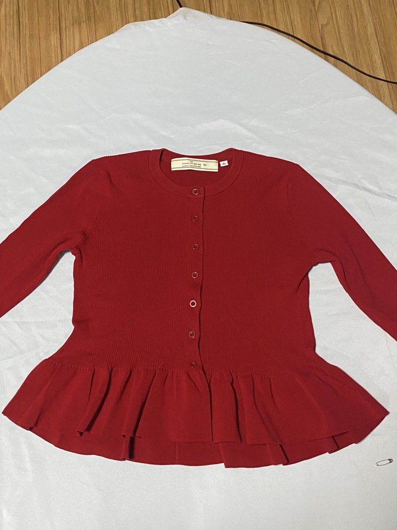 GU Red Peplum Babydoll Sweater (Category: Coats, Jackets and Outerwear) located in Paranaque City. Submitted by pomeloluvr (Listing ID 1467677002, Image 2). Description: Brand new, never used top .