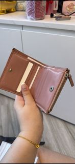 （分類：）位於 。 由 mikiwongyt 提交（商品編號 1467665611，圖片 1）。簡介： 。