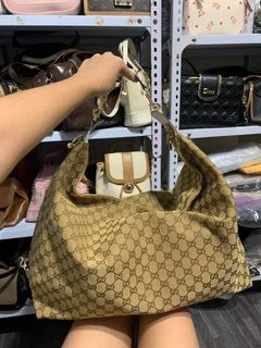 (Category: ) located in . Submitted by _prettysimplecollection (Listing ID 1467781629, Image 1). Description: .