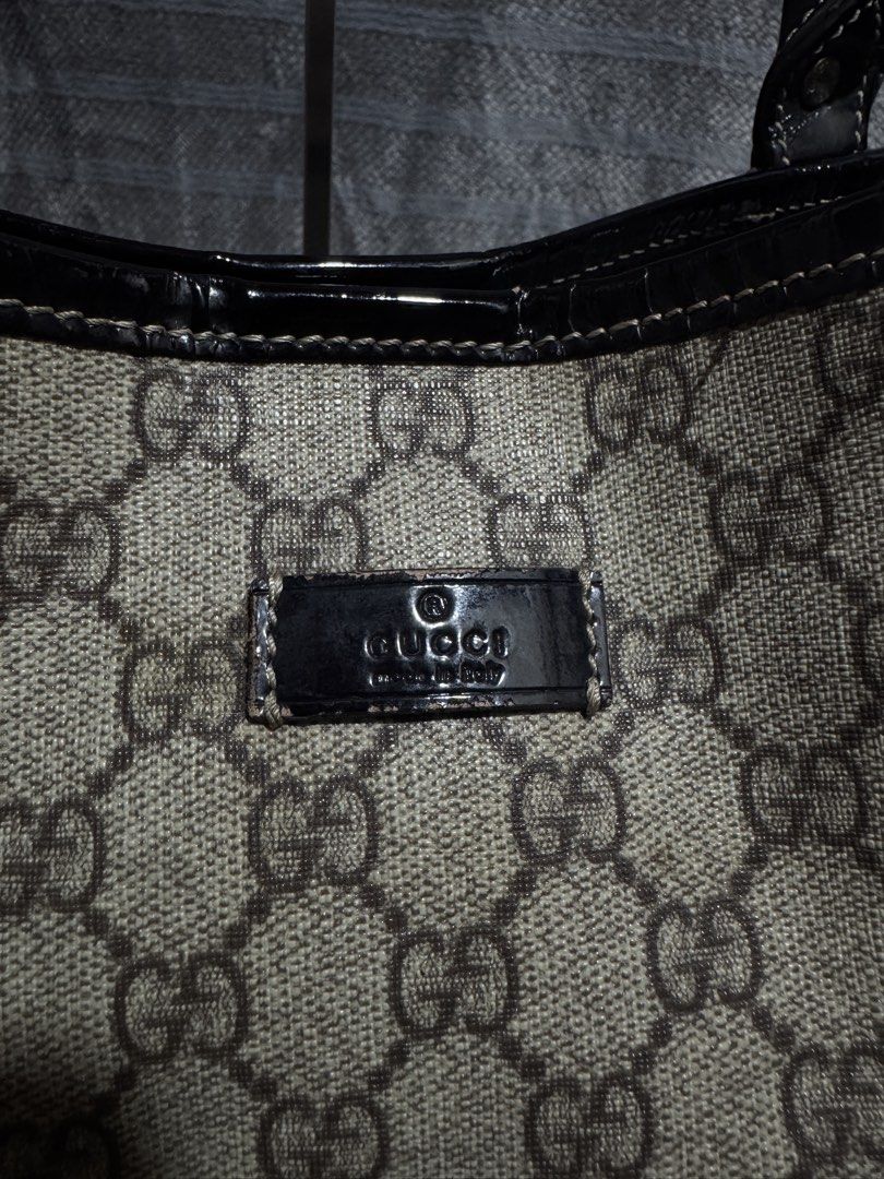 GUCCI CODED (Category: Tote Bags) located in Cagayan de Oro. Submitted by akidomingo088 (Listing ID 1467654612, Image 3). Description: .