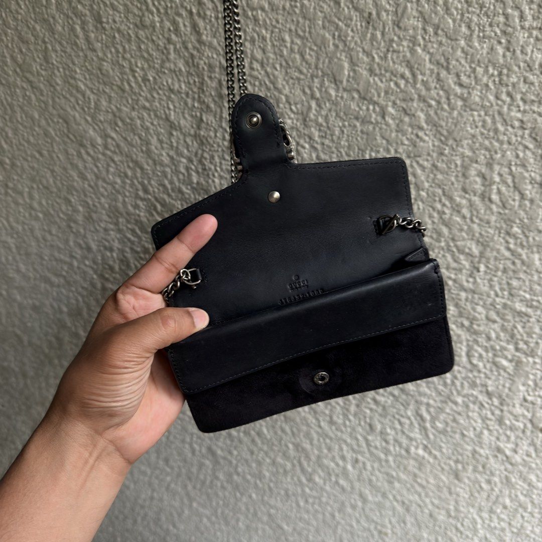 Gucci dionysus super mini (Category: Cross-body Bags) located in Quezon City. Submitted by toomuchpain (Listing ID 1467669032, Image 3). Description: Good condition.