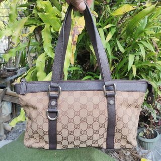 (Category: ) located in . Submitted by bawalthrift (Listing ID 1467706774, Image 1). Description: .