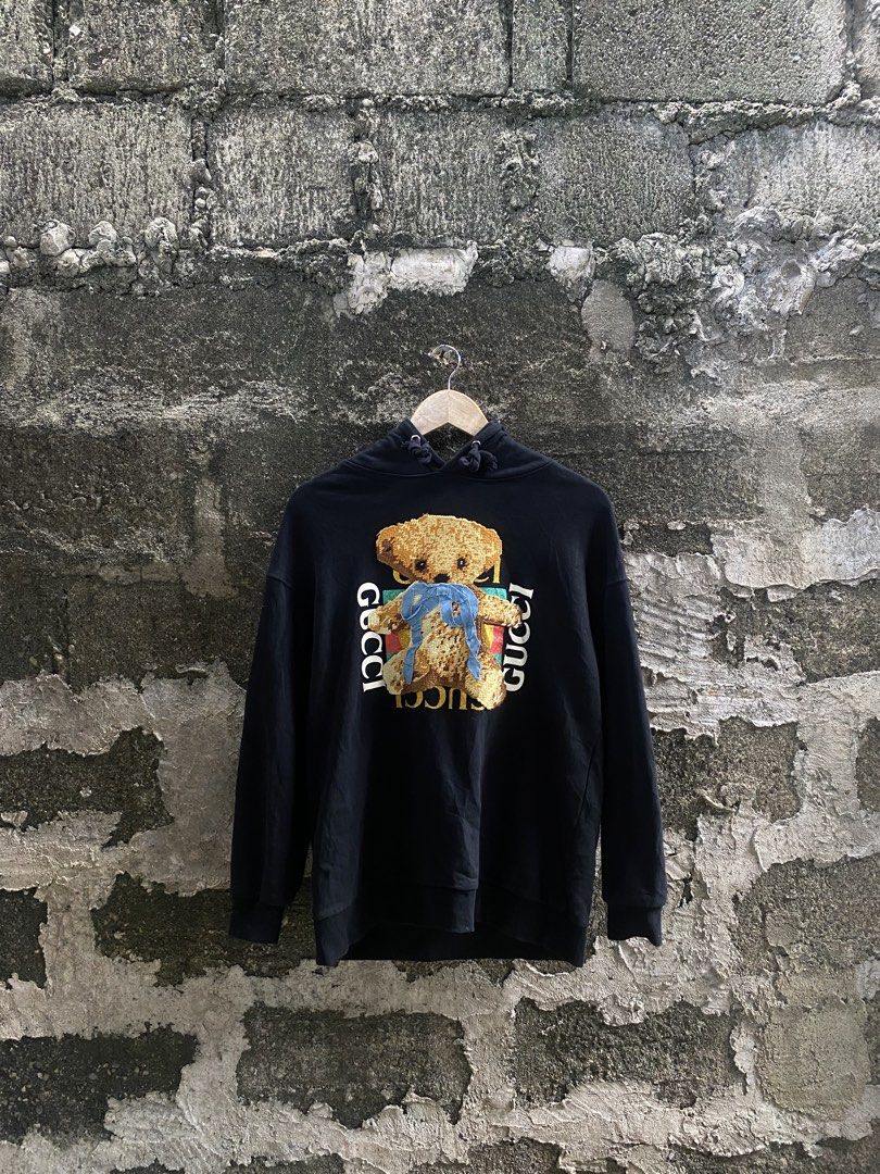 Gucci “Teddy Bear” (Category: Luxury Apparel) located in Cebu City. Submitted by rustyyyyy. (Listing ID 1467652203, Image 1). Description: W 20 L 27 Excellent condition.