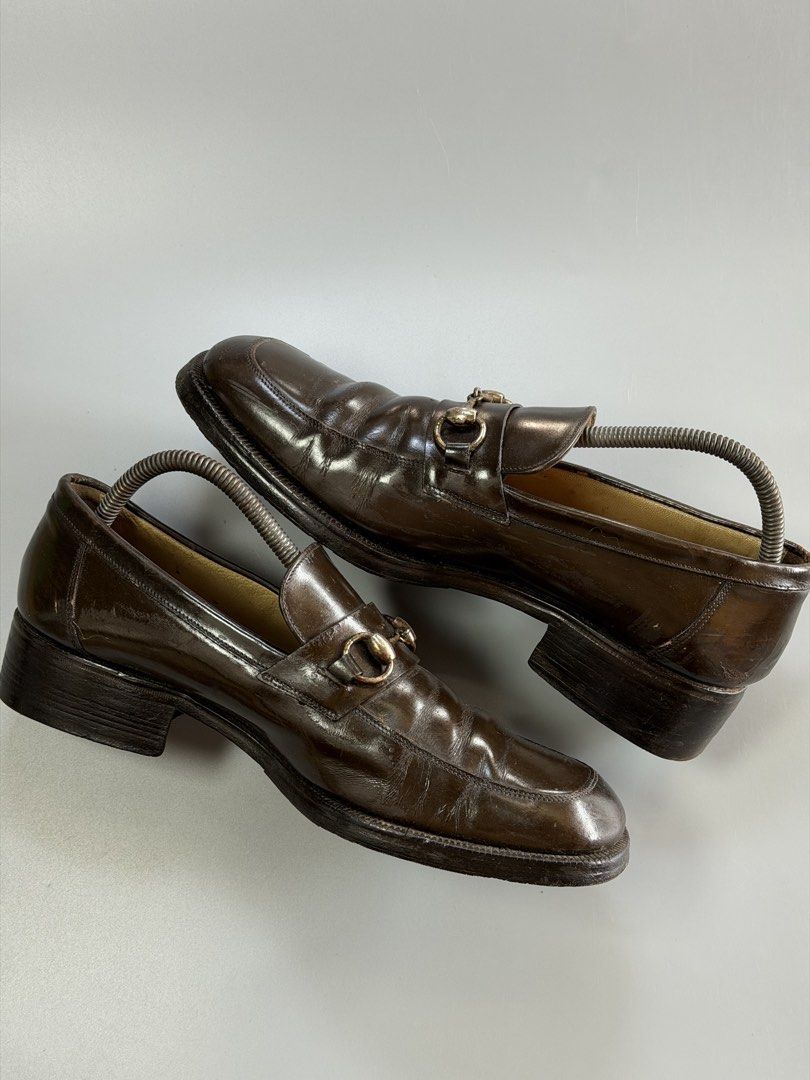 Gucci vintage loafers (Category: Casual Shoes) located in Manila. Submitted by thriftfinds_dvo (Listing ID 1467763563, Image 3). Description: Gucci vintage loafers Good condition -sign of usage Size 41.5 on tag us 8-8.5 Price:3,000 Loc:Davao city📍.