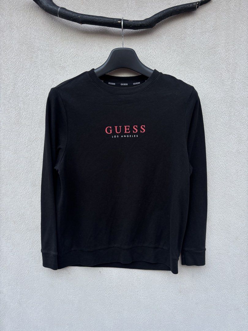 Guess Longsleeves (Category: Coats, Jackets and Outerwear) located in Baybay. Submitted by thrift.ed2023 (Listing ID 1467681101, Image 1). Description: Guess Longsleeves Large 19x25 No Issue Need Wash Good as New.
