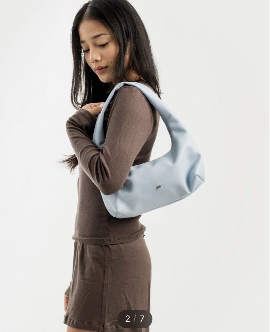 GVN Light Blue Hobo Bag (Category: Shoulder Bags) located in Quezon City. Submitted by shopcutiepie (Listing ID 1467611997, Image 2). Description: .