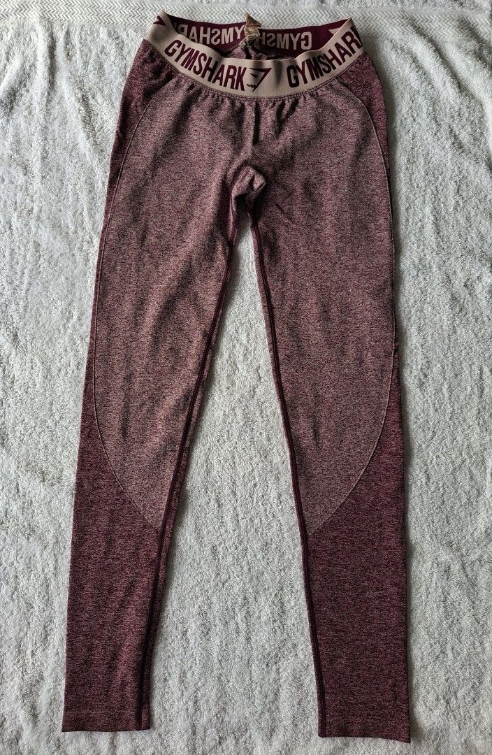 GYMSHARK PURPLE LEGGINGS - S (Category: Activewear) located in Abucay. Submitted by petiteprettyboutiquev2 (Listing ID 1467607146, Image 2). Description: + SF(J&T).