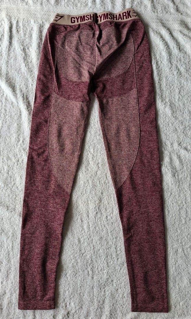 GYMSHARK PURPLE LEGGINGS - S (Category: Activewear) located in Abucay. Submitted by petiteprettyboutiquev2 (Listing ID 1467607146, Image 3). Description: + SF(J&T).