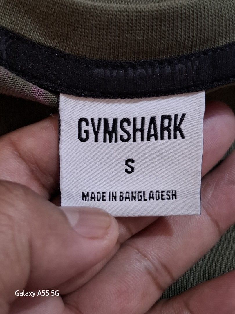 GYMSHARK TSHIRT (Category: Tshirts & Polo Shirts ) located in Antipolo. Submitted by goldentiger-ac44 (Listing ID 1467632570, Image 3). Description: GYMSHARK TSHIRT SIZE SMALL DIMENSIONS 20.5 BY 28 CAN FIT UP TO MEDIUM GOOD AS NEW CONDITION PRICE 800 ANTIPOLO CITY LOCATION.
