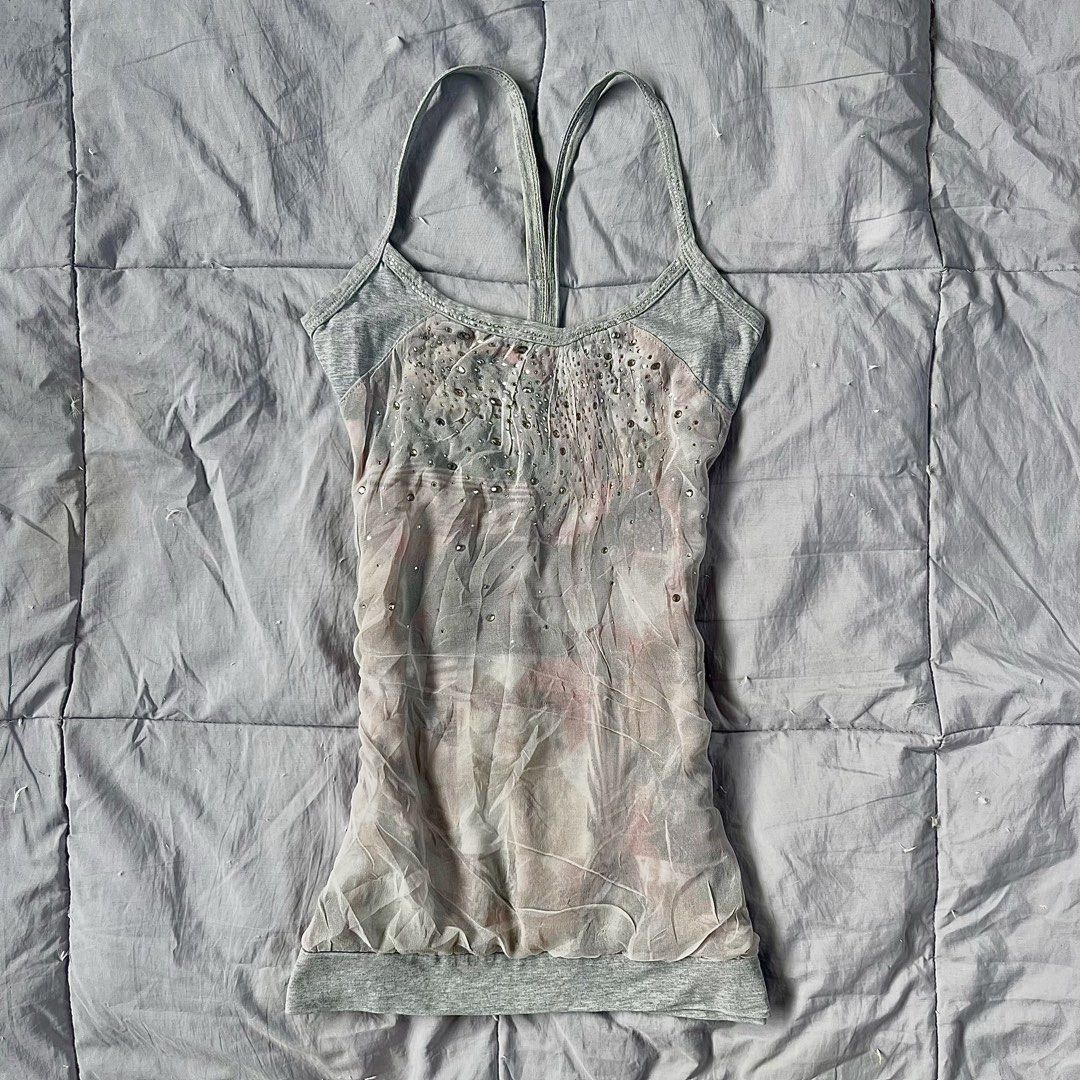 hand picked tops (Category: Blouses) located in Butuan. Submitted by ishacai (Listing ID 1467738548, Image 2). Description: .