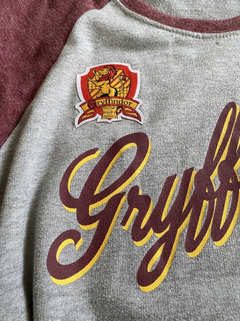 Harry Potter Gryffindor oversized sweatshirt (Category: Coats, Jackets and Outerwear) located in Manila. Submitted by ysaa.sj (Listing ID 1467629714, Image 2). Description: - printed and embroidered design - unisex .