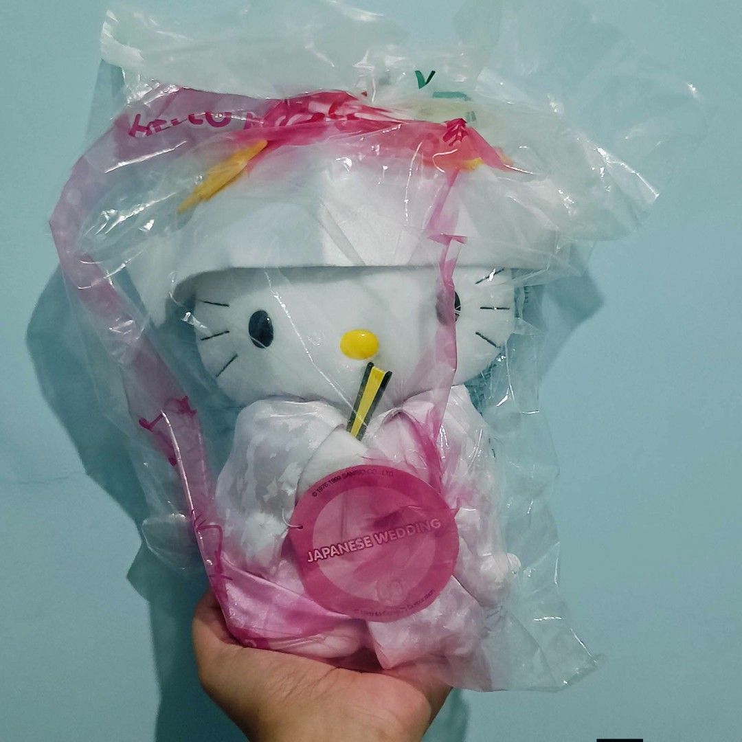 Hello Kitty McDonald's Plushies Set (Category: Plushies & Soft Toys) located in Baguio. Submitted by baileybails (Listing ID 1467674386, Image 2). Description: 5 pcs mcdo hello kitty most still in packaging! the box for the other one is kind of bad alrdy but the plushie inside is still in good condi 💕.
