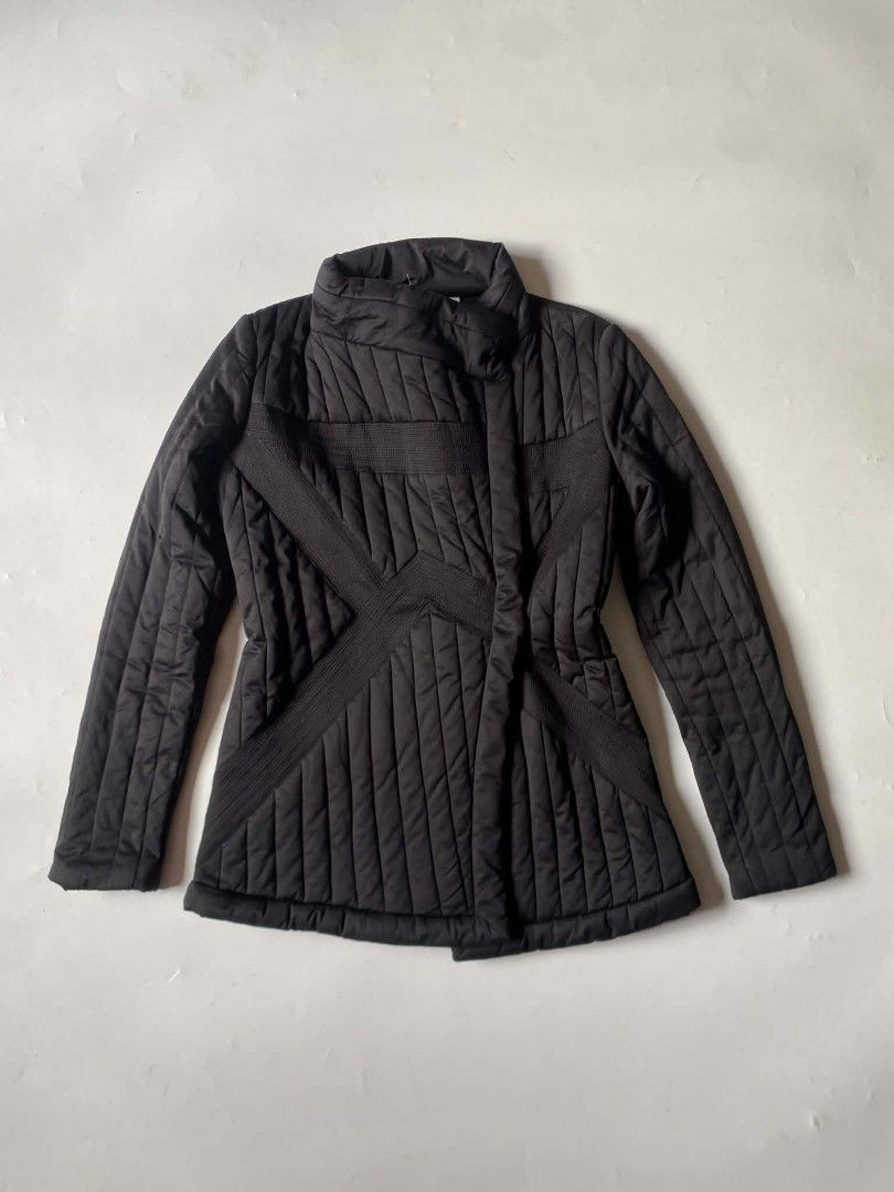 Helmut Lang puff biker (Category: Coats, Jackets and Outerwear) located in Baguio. Submitted by dapper_deals (Listing ID 1467697684, Image 1). Description: Helmut Lang Puff Biker Quilt Jacket Dimentions: Length - 26 Width - 17 Shoulder - 16 Sleeves - 24.