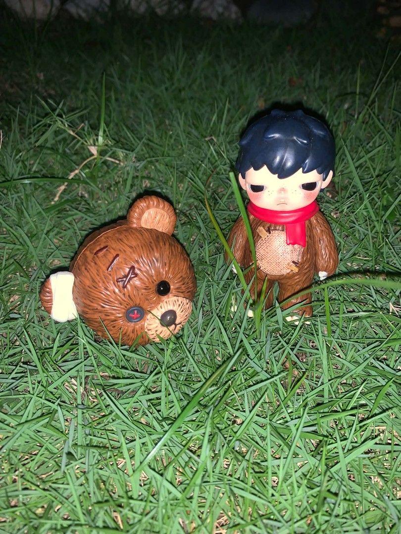 Hirono (Category: Designer & Blind Box Toys) located in Paranaque City. Submitted by ano_tara7 (Listing ID 1467779491, Image 3). Description: Rare 1 out of 144.