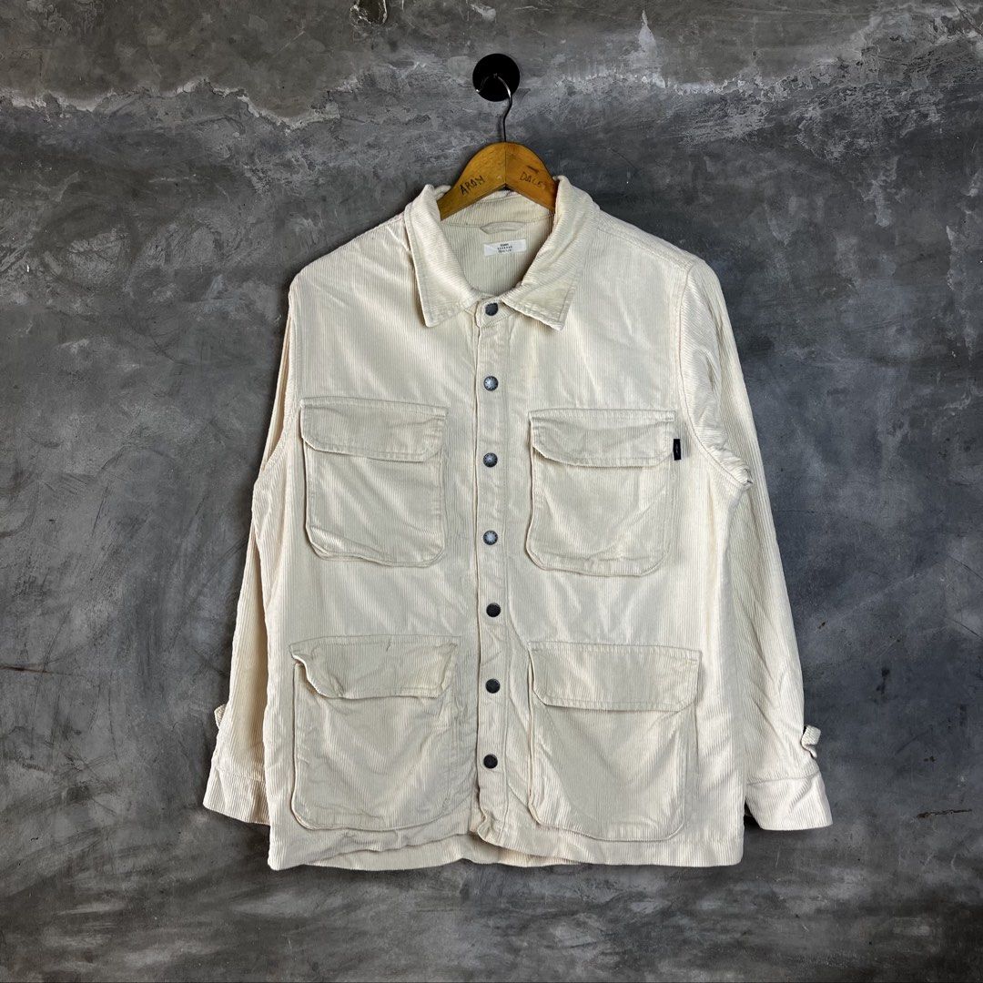 HISSO UTILITY CORDUROY JACKET (Category: Coats, Jackets and Outerwear) located in Minalin. Submitted by winterjacket.ph (Listing ID 1467666525, Image 1). Description: HISSO UTILITY CORDUROY JACKET Width 22 Length 27 Small on Tag Good as new + SF .