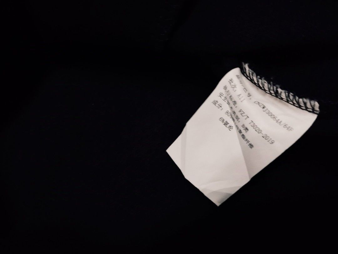 HLA Jeans Black Hoodie (Category: Coats, Jackets and Outerwear) located in Quezon City. Submitted by thegentlethrifter_1.0 (Listing ID 1467713341, Image 3). Description: Color Rate: 9.5/10 (Good Condition) Size on Tag: L (Mens) Fit to: M to Semi-L (Mens) L to Semi-XL (Womens) Price: Php 400 + Shipping Dimes: 27.5 inches (Length) 21.5 inches (Width) Note: More verification may be required. Complete tags. We do not declare whether the item is legit