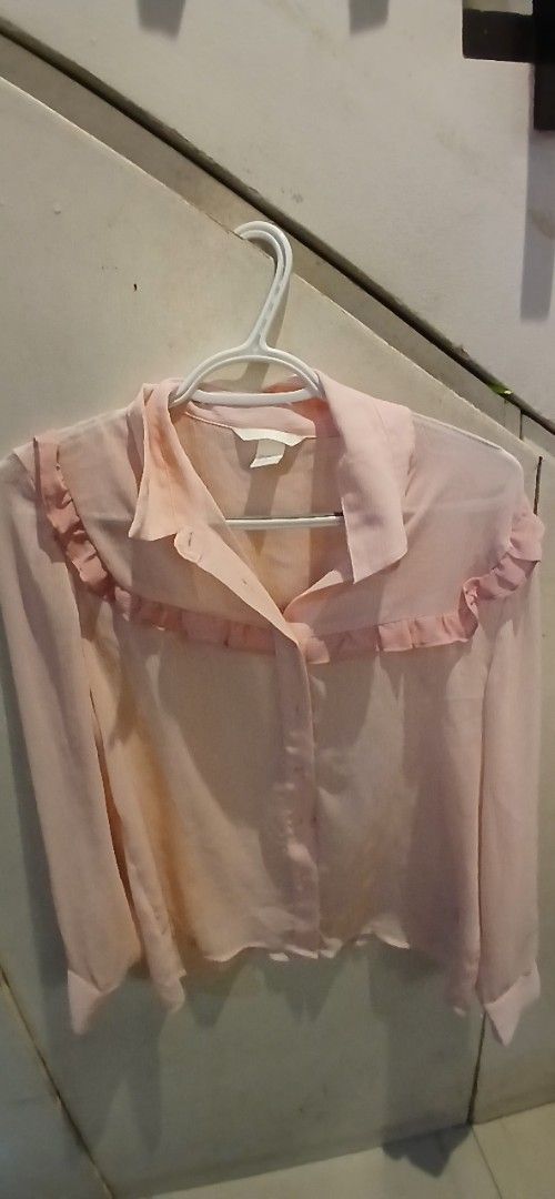 H&m ladies (Category: Dresses) located in Marikina City. Submitted by darthvader888 (Listing ID 1467731801, Image 1). Description: no issues.
