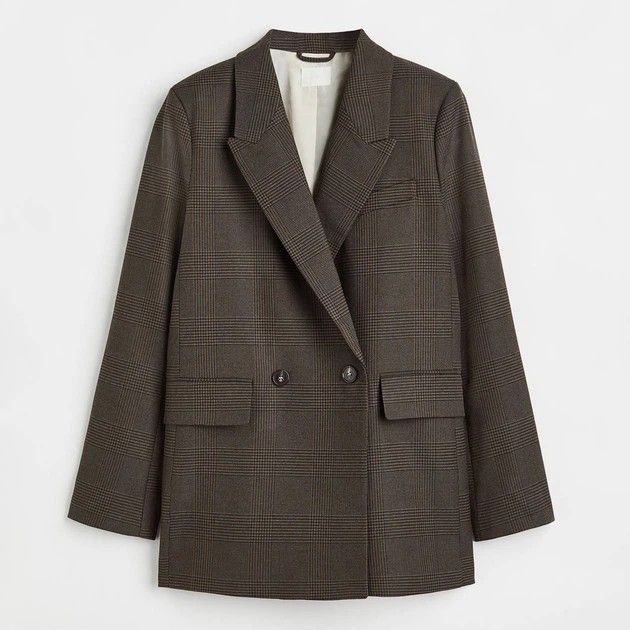 H&M Oversized Double Breasted Blazer (Category: Coats, Jackets and Outerwear) located in Angeles City. Submitted by miss_independent01 (Listing ID 1467744019, Image 2). Description: H&M Oversized Double Breasted Blazer (BRANDNEW) Width: 20 (Small on tag) Length: 29.5 Sleeve: 23.5 Shoulder: 15.5 MOP: Gcash ✅ Mine Now, Pay Now ✅ First to Pay, Gets the Item 📍 PAMPANGA Courier: JnT 🚚🚚 PM 💌.
