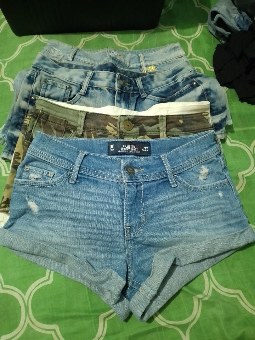 Hollister Micro Short (Category: Shorts) located in Quezon City. Submitted by vanilyuh916 (Listing ID 1467772473, Image 1). Description: Size 26.