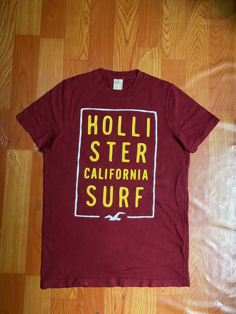 Hollister shirt (Category: Tshirts & Polo Shirts ) located in Cebu City. Submitted by jerianix (Listing ID 1467803805, Image 1). Description: Hollister shirt Size large W20.5 L29 Good condition No issues .