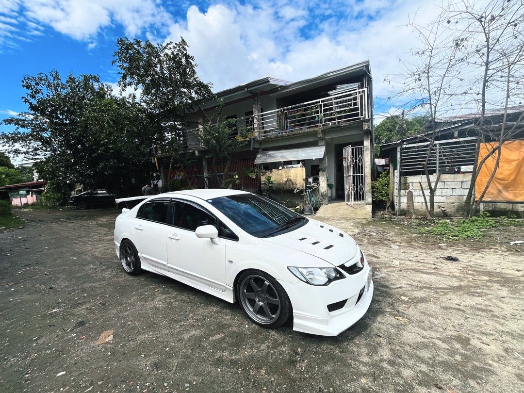 Honda Civic 1.8 Manual (Category: Used Cars) located in Calumpit. Submitted by chinolouie (Listing ID 1467647184, Image 3). Description: 🔥 2007 HONDA CIVIC 1.8V FD — MTR INSPIRED! 🔥 💎 FULLY LOADED | CLEAN SETUP | READY TO DRIVE INTERIOR & FEATURES • Bride Bucket Seat • Push Start by Car Professor • MOMO Steering Wheel • Alpine 2-DIN Head Unit • Greddy Gauges: * Vacuum * Volt * Oil Temperature * Oil Pressure * Water Temperature * Carbon Sidings