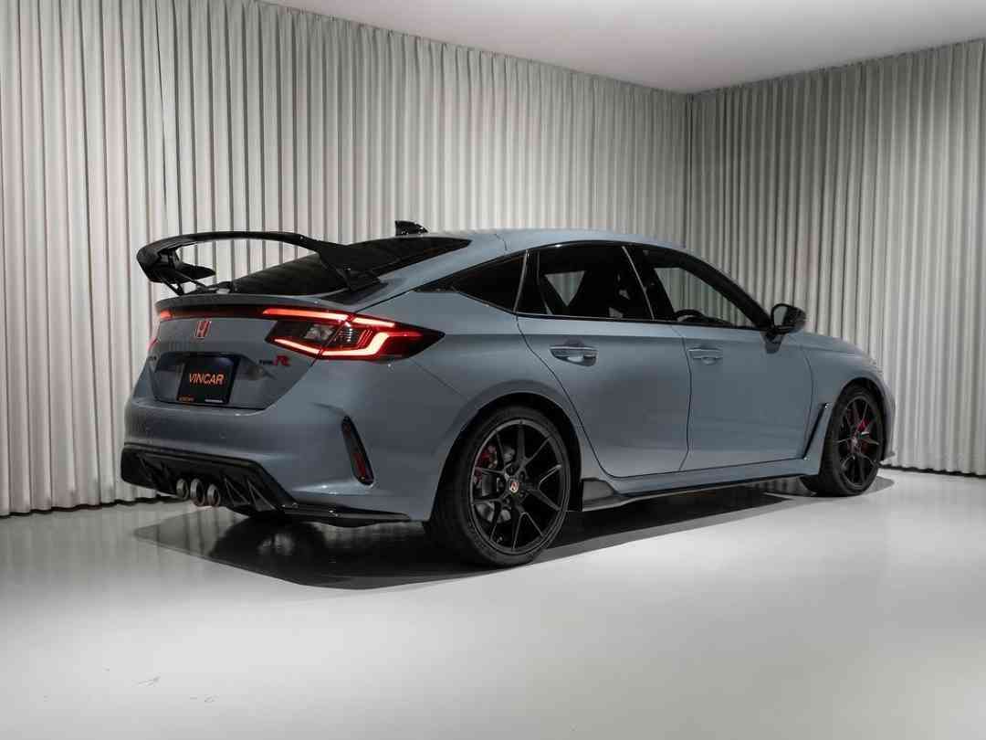 Honda Civic Type-R 2.0 VTEC Turbo (M), Cars, Used Cars on Carousell