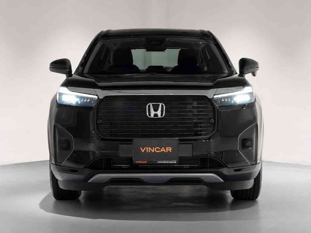 (Category: ) located in . Submitted by vincar_pre-owned (Listing ID 1467718844, Image 1). Description: .