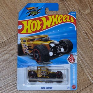 Hot Wheels Bone Shaker Lot, Toys & Collectibles, Figurines & Models ...