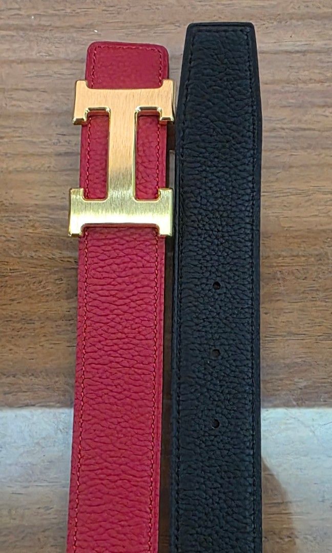 Hĕrmēs Reversible Belt (Category: Belts) located in Quezon City. Submitted by lifestyleboutik (Listing ID 1467806504, Image 2). Description: Reversible Genuine leather Non tarnish hardware Coded.