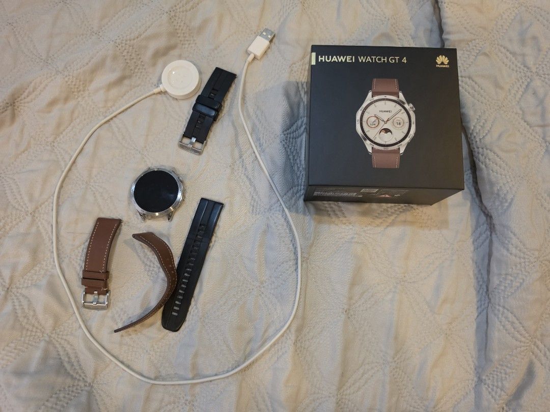 Huawei Watch GT 4 (Category: Wearables & Smart Watches) located in Bacoor. Submitted by elianmedin57049 (Listing ID 1467617387, Image 1). Description: Minor scratch on screen and smaller ones around the bezzle. Other than that no issues. .