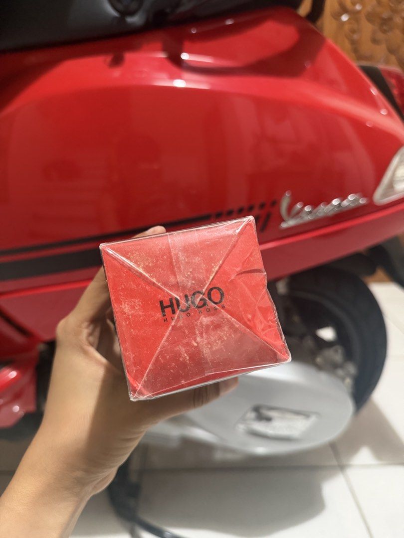 Hugo Boss Just Different (Category: Fragrance & Deodorants) located in Manila. Submitted by eloxcin (Listing ID 1467771428, Image 3). Description: This is authentic. Brand new. Bought from US. .