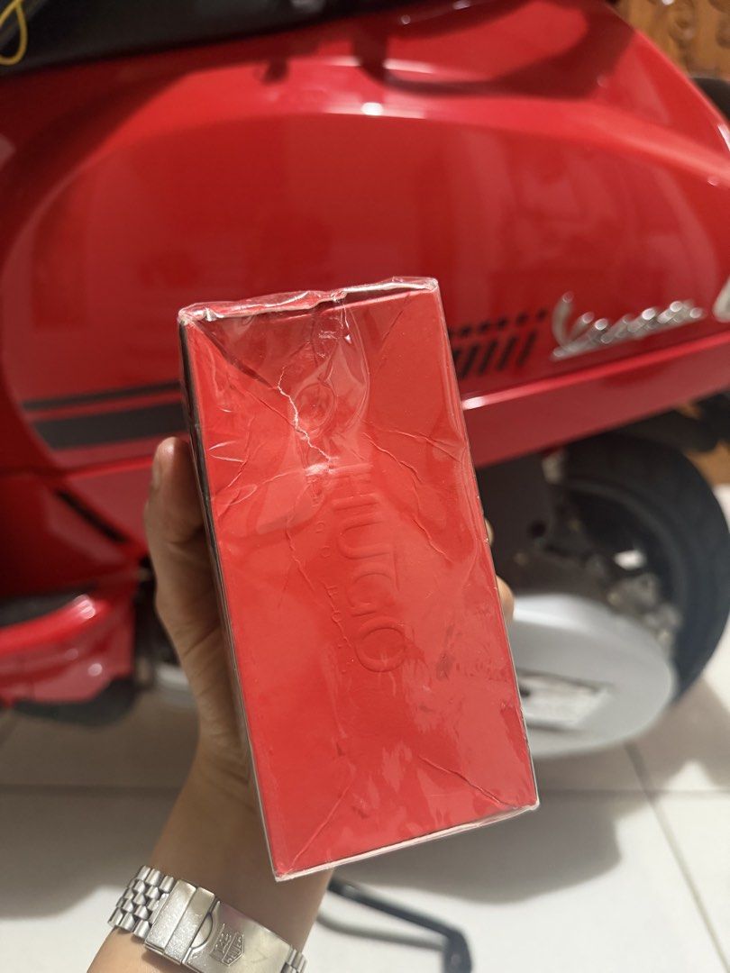 Hugo Boss Just Different (Category: Fragrance & Deodorants) located in Manila. Submitted by eloxcin (Listing ID 1467771428, Image 2). Description: This is authentic. Brand new. Bought from US. .