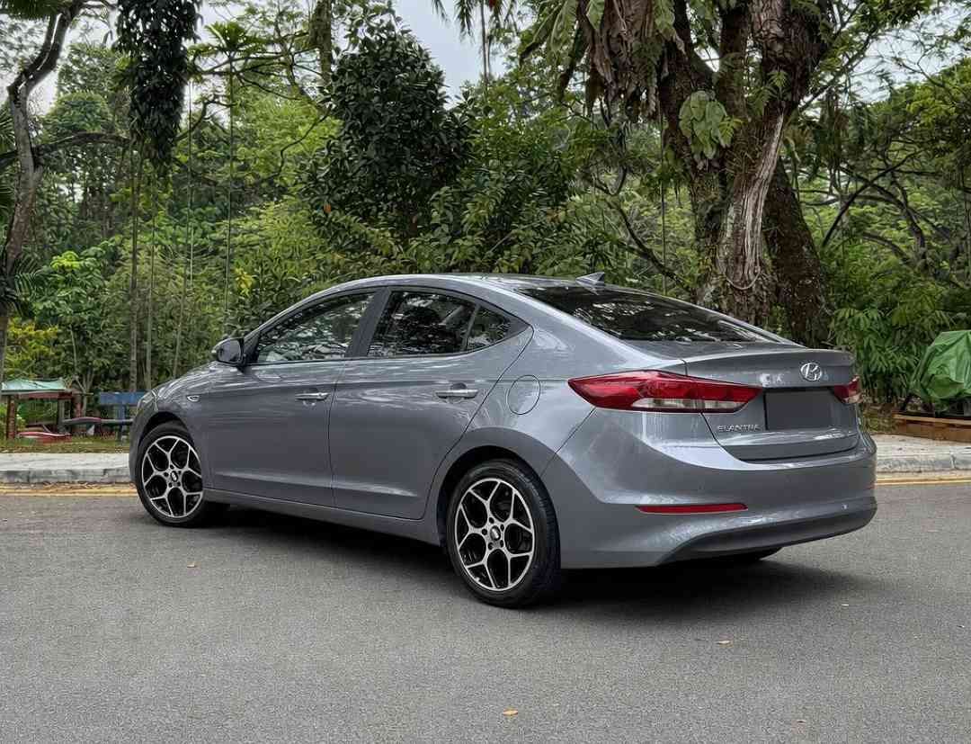 Hyundai Elantra 1.6 GLS (A) (Category: Used Cars) located in Singapore. Submitted by carousell_certified_partners (Listing ID 1467625550, Image 3). Description: 1 owner unit! Engine and gearbox warranty covered till end of COE! Created for practicality, efficiency and purposeful, this unit is a sure buy for anyone looking for an economic sedan for point a to b purposes. A great buy for short term usage flexible financing options available! Trade 