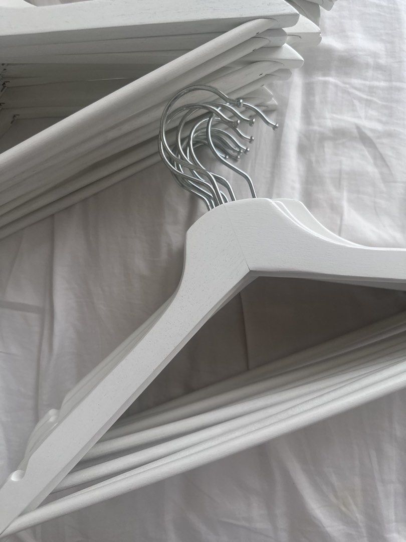 IKEA BUMERANG Hangers Set (Category: Hooks & Hangers) located in Taguig. Submitted by beatrizangela (Listing ID 1467679053, Image 2). Description: 32 pieces All good condition .