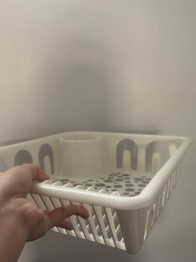 IKEA FLUNDRA Dish Drainer White (Category: Food Organization & Storage) located in Manila. Submitted by lunaclark (Listing ID 1467617709, Image 2). Description: .