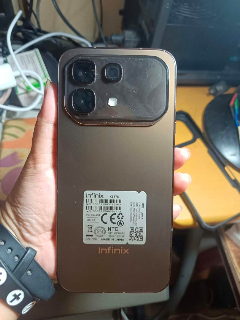 INFINIX NOTE 60 PRO (Category: Other Gadgets) located in Quezon City. Submitted by tablizoella (Listing ID 1467726824, Image 1). Description: IT'S BRAND NEW IM A WOMAN FEELS LIKE PANG MEN YUNG KULAY.