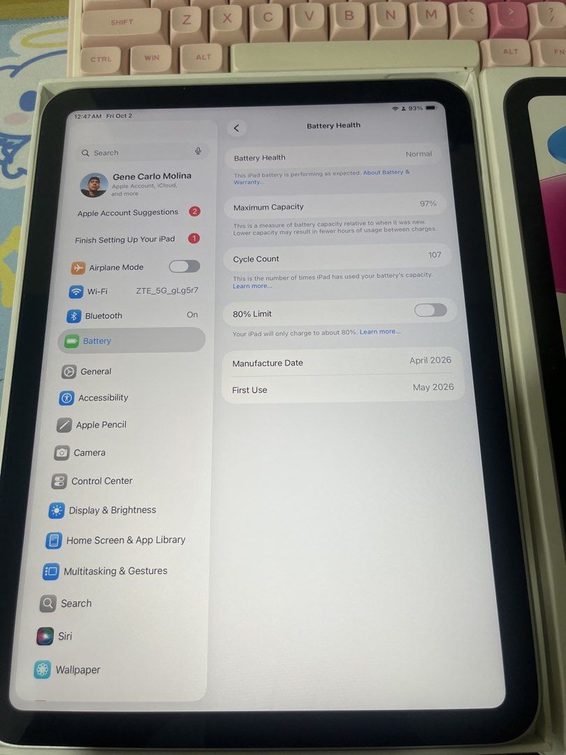 ipad 11th gen silver almost bnew (Category: iPad) located in Manila. Submitted by gene0805 (Listing ID 1467605458, Image 3). Description: - Model: iPad 11th Gen - Color: Silver - Storage: 128GB - Condition: Almost brand new, super smooth - Battery Health: 97% (Cycle count: 107) - Warranty: Limited warranty valid until May 30, 2027 - Inclusion: Original box included - Meetup Location: Valenzuela City.