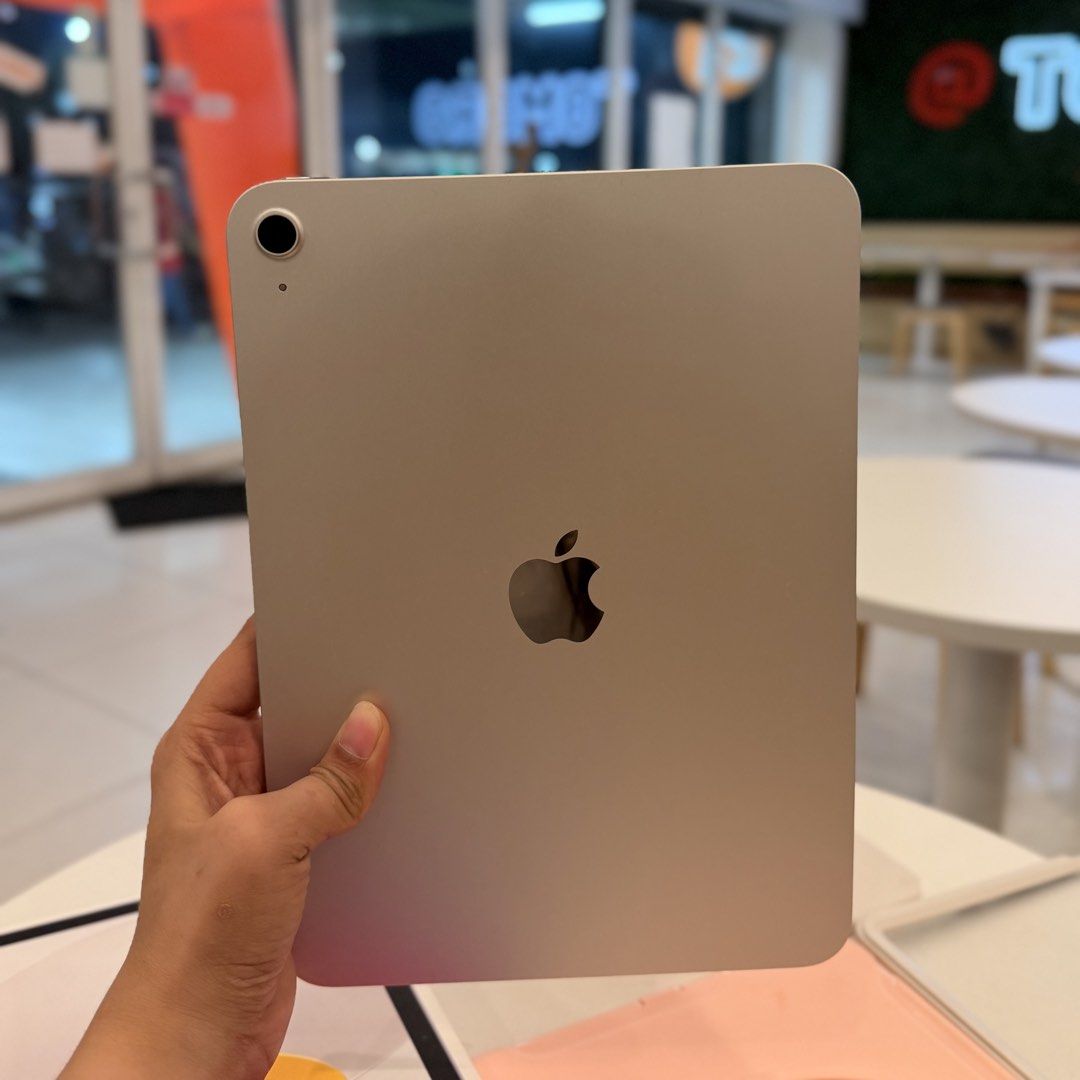 iPad A16 — 11th Gen 🩶 (Category: iPad) located in Valenzuela. Submitted by shebuysthensell (Listing ID 1467715072, Image 1). Description: SOLD ❌❌❌ 📱 iPad A16 – WiFi Model 🩶 🔋 Battery Health: 89% 🔄 Battery Cycle Count: 266 Inclusion: • Box • Original charger 🩷 Includes Pink Standing Case — bought from Amazon! 360 degree case, comes with a screen protector. The case alone is worth ₱2,000. ✨ Upgraded to the latest OS 27! 🤝 Meet up transaction
