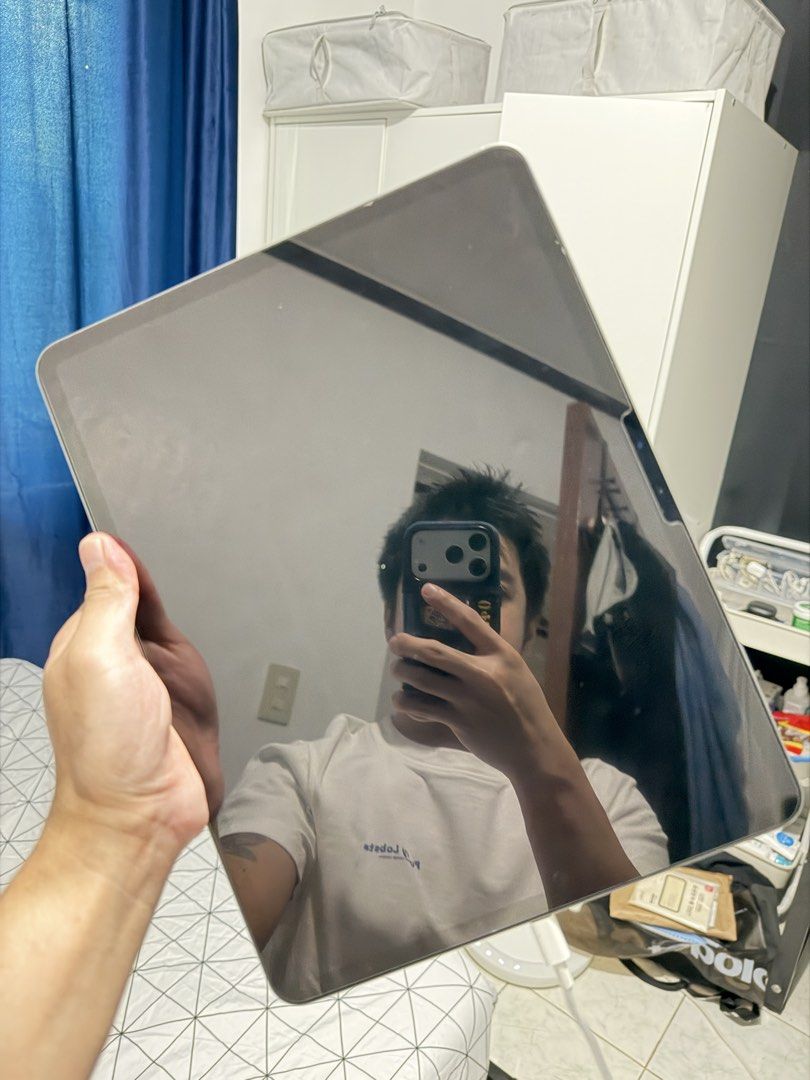iPad Air M3 - 13 Inch (Category: iPad) located in Manila. Submitted by marvicjose40717 (Listing ID 1467679709, Image 2). Description: Selling iPad Air M3 - 13 Inch 100% Battery Life 99% Smoothness Complete with Box + Charger RFS: Hindi na nagagamit. Loc: Cainta Can do meet ups Ayala Feliz or SM Masinag.